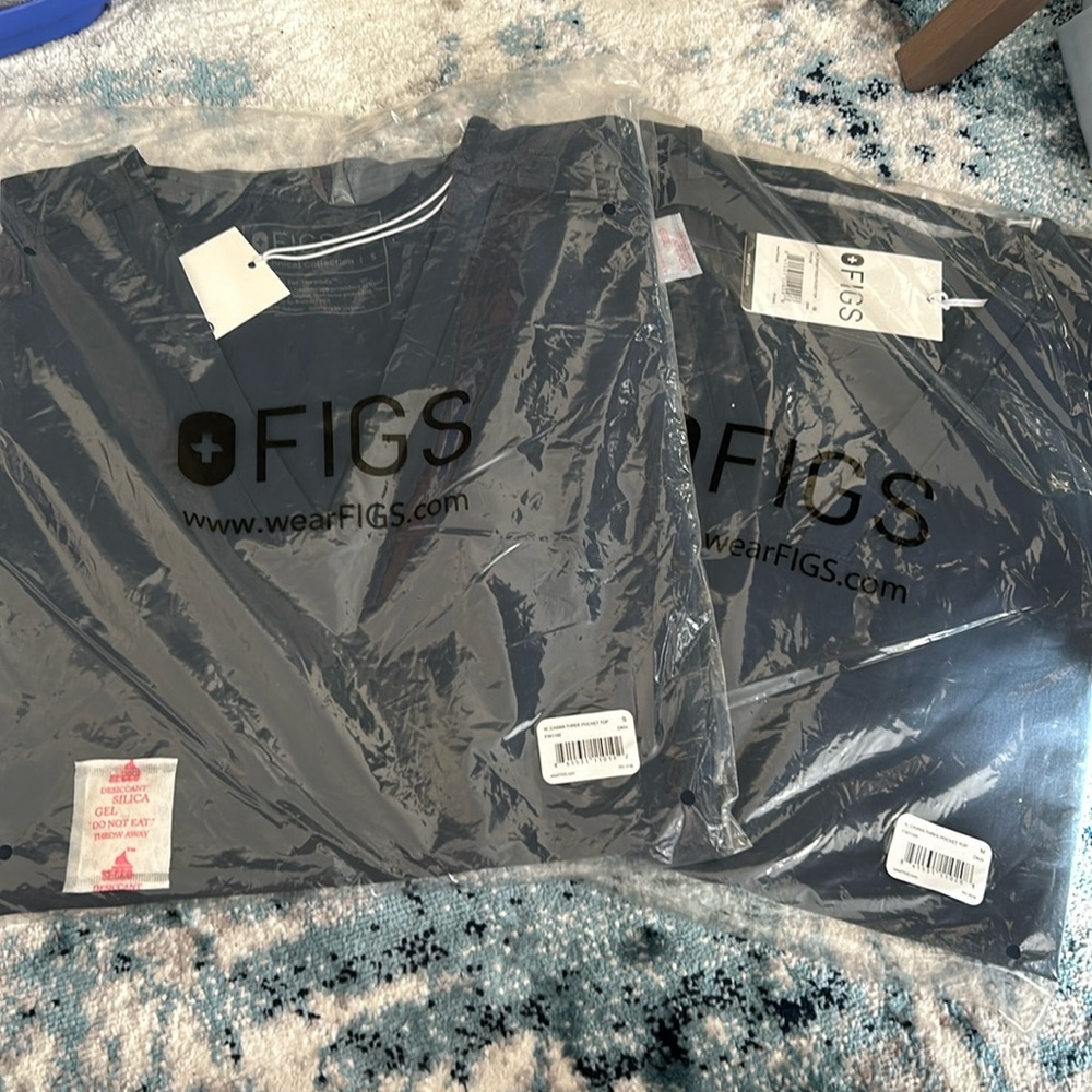 NWT TWO FIGS DARK HARBOR 💙LIMITED EDITION💙 CASMA TOP